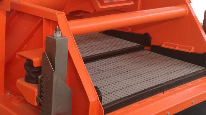 Screen panels for drill fluid